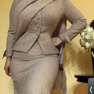 Vintage pink 1950s skirt suit 3 piece set shawl